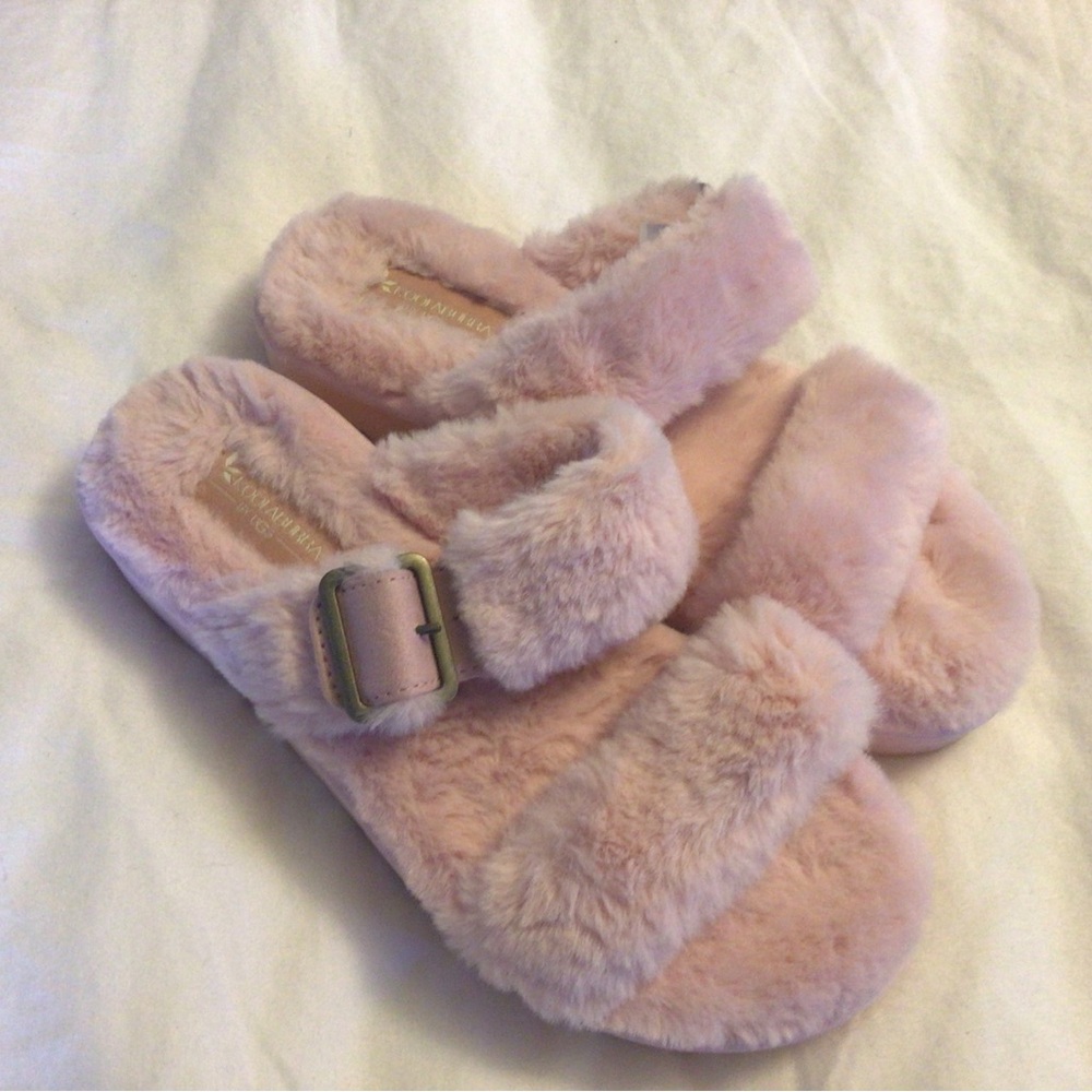 Koolaburra by UGG Women's Furr Ah Sandal size 7 in pink